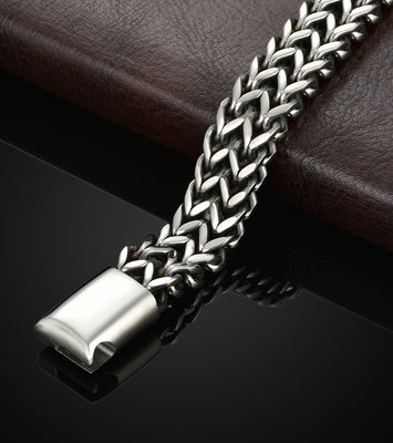 STAINLESS STEEL MAGNET BRACLET